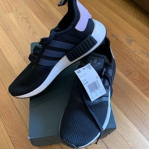 Adidas NMD R1 Core Black Clear Pink Women’s B37649 Size 9.5